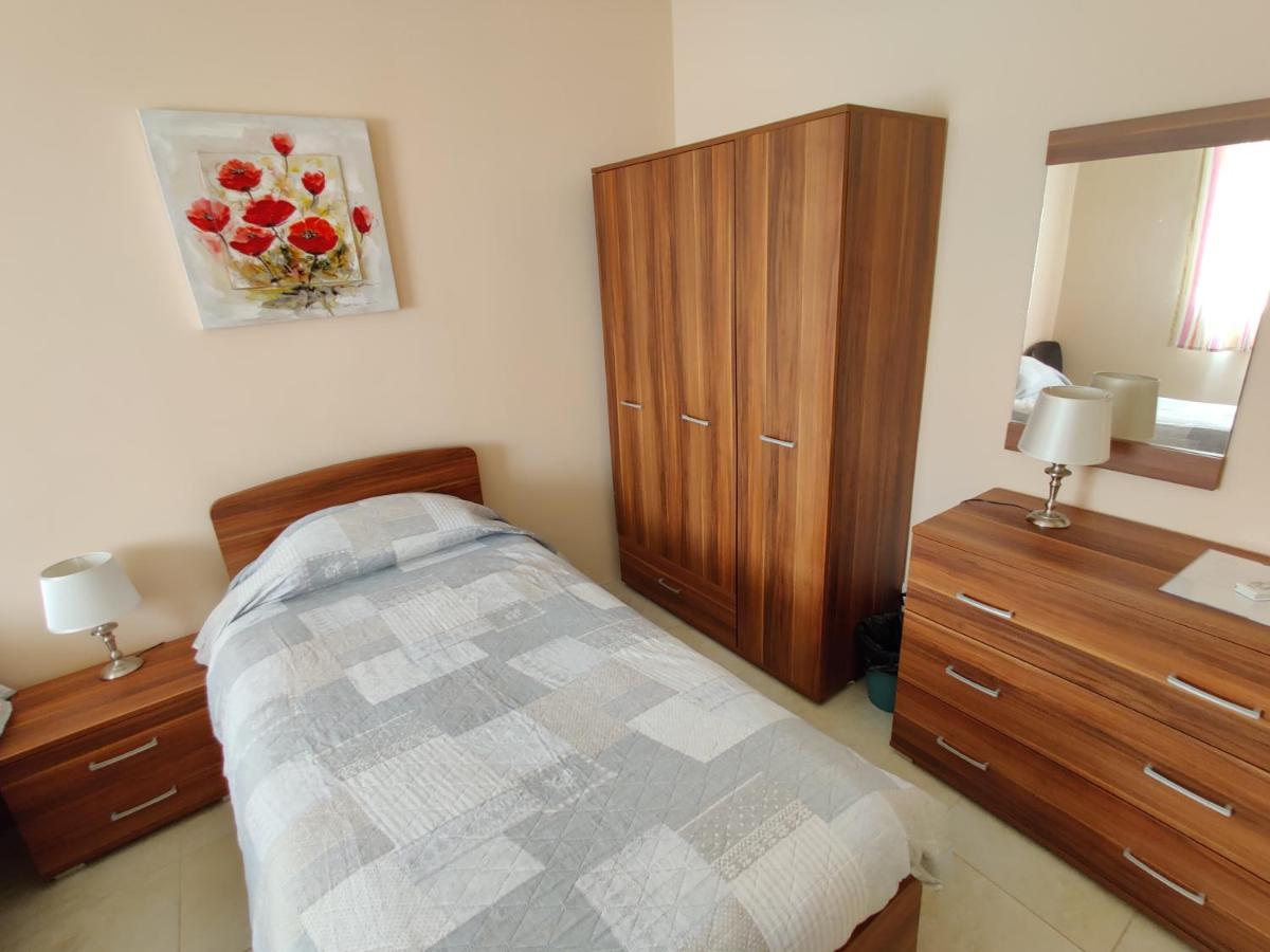 Doms Apartment Tarxien Экстерьер фото